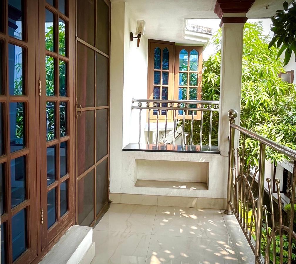 Benheal Homestay Kochi Exterior photo
